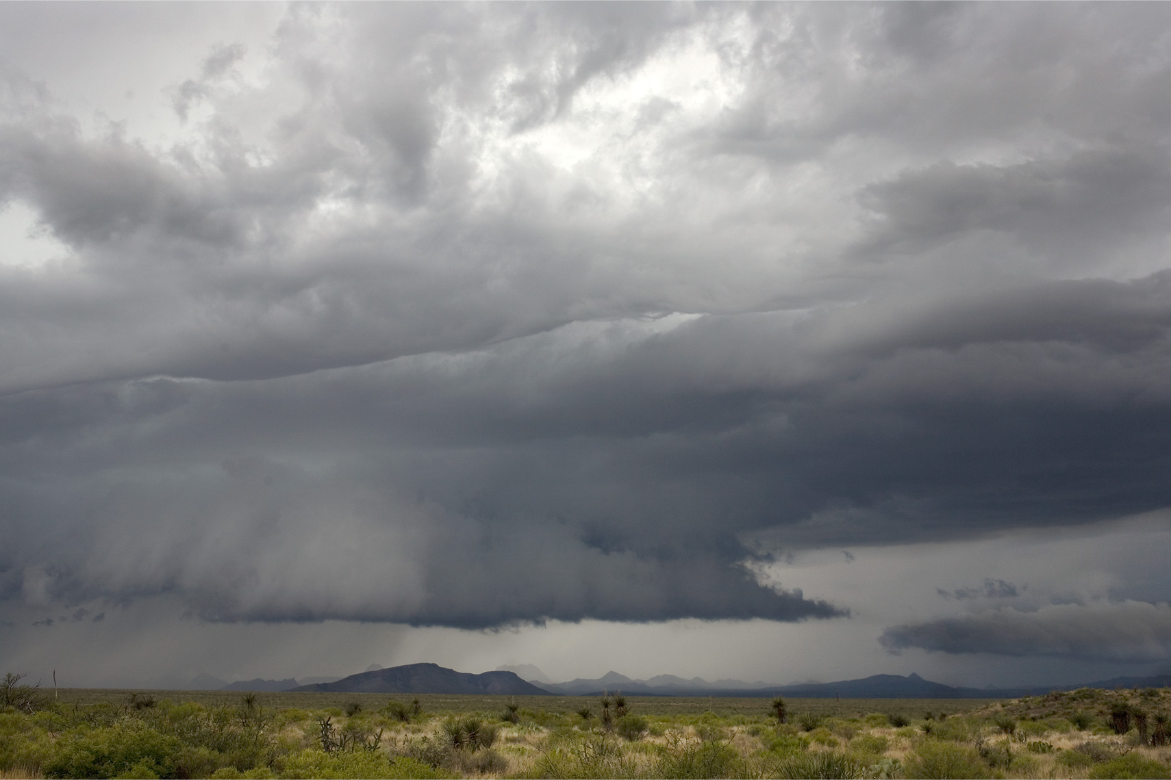 Storm Cloud_© James H. Evans